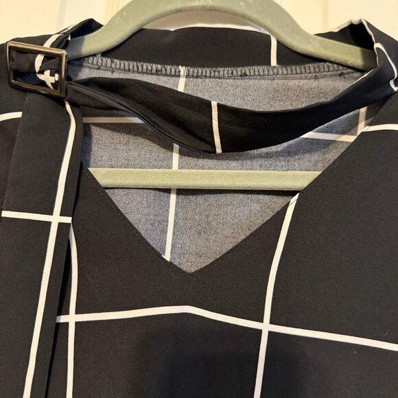 Black & White Grid Print Top – Plus Size, NWOT, Checkered - Picture 4 of 4